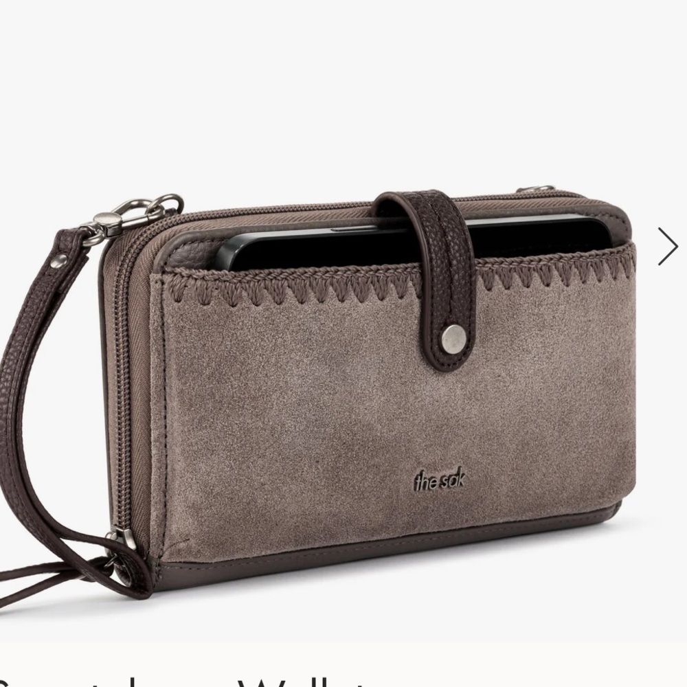 The Sak Iris smartphone wallet